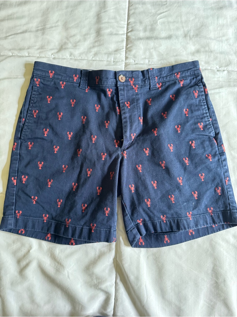 J. Crew Unisex Navy Shorts with Red Lobster Print 99% Cotton Sz 32 7" Inseam